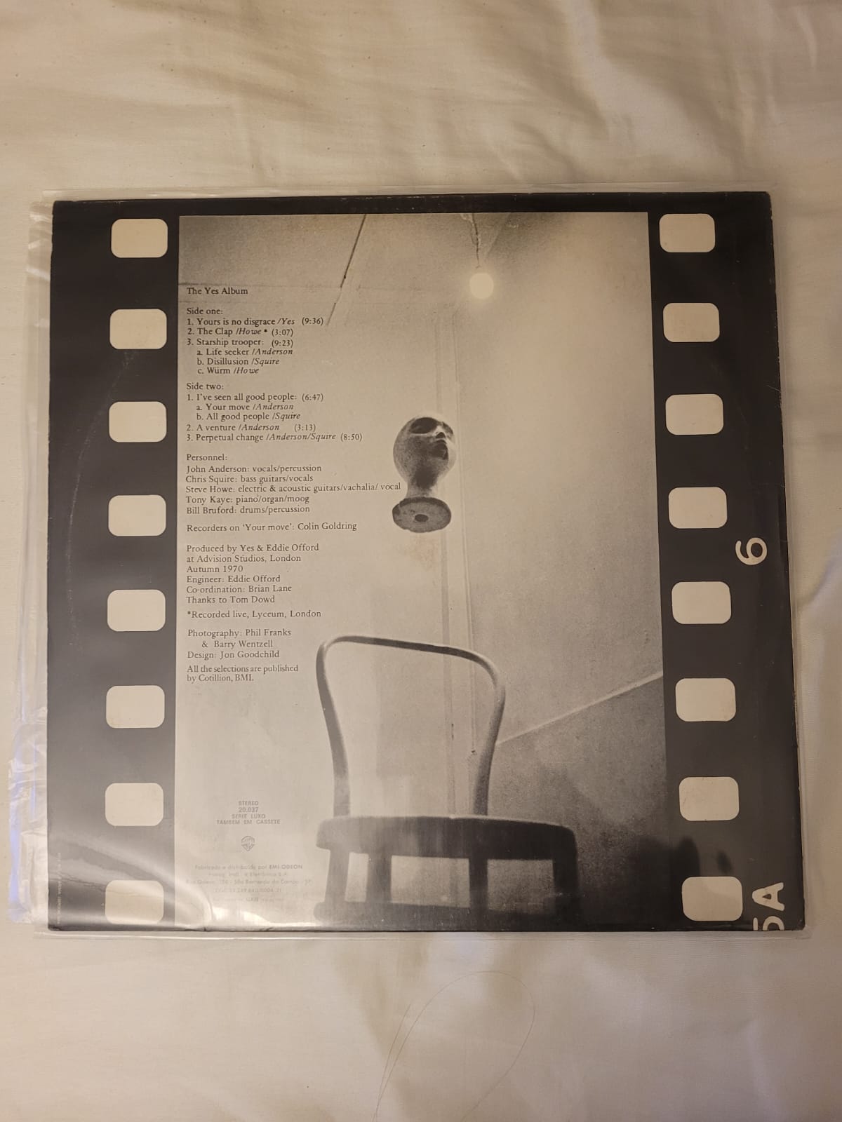 Yes - The Yes Album - Thumbnail 2